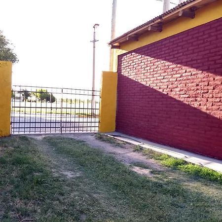 Departamentos Peumayen Río Colorado Εξωτερικό φωτογραφία