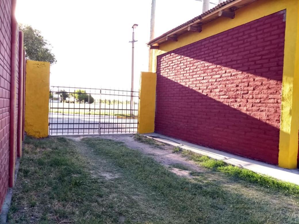 Departamentos Peumayen Río Colorado Εξωτερικό φωτογραφία